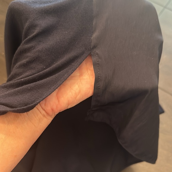 Lola & Sophie New York Blouse, Blue, Short Sleeve, Cowl Neck, Excellent Cond - Picture 10 of 10